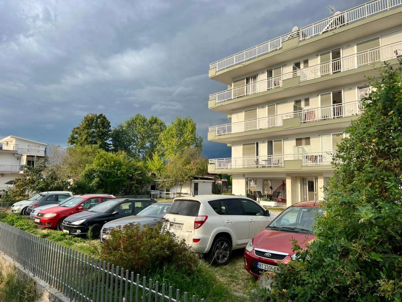 Prado Apartment Hotel Limin Litochorou Экстерьер фото